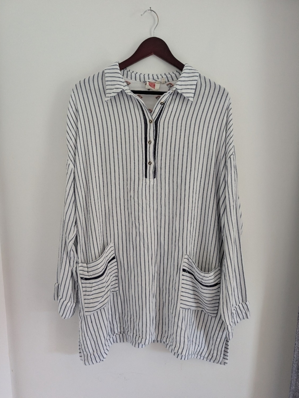 Anthropologie Lilka Striped White & Navy Henley Long Sleeve Pullover Tunic Top